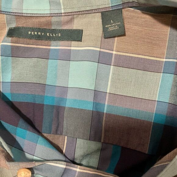 Perry Ellis Button  Down Shirt - Picture 3 of 5